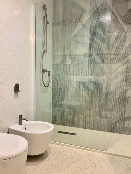 Lovely Studio Flat In Bocconi Milano Dış mekan fotoğraf
