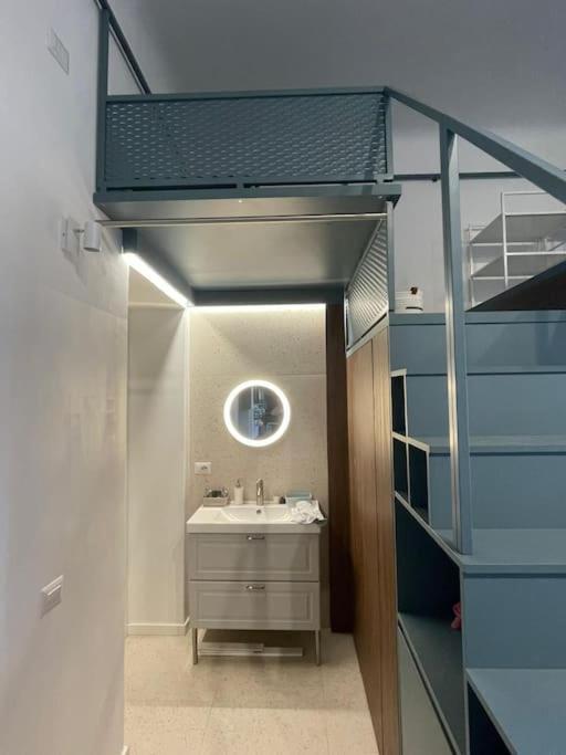 Lovely Studio Flat In Bocconi Milano Dış mekan fotoğraf