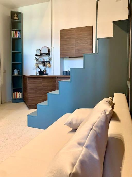 Lovely Studio Flat In Bocconi Milano Dış mekan fotoğraf