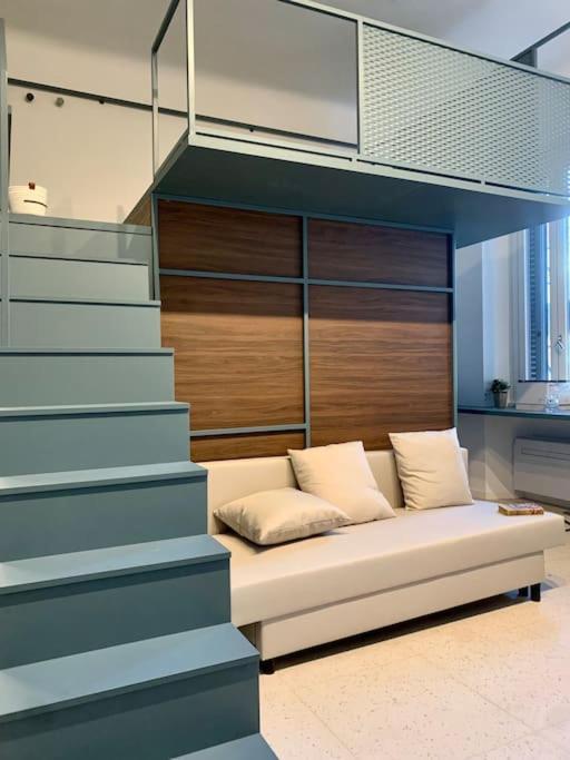 Lovely Studio Flat In Bocconi Milano Dış mekan fotoğraf